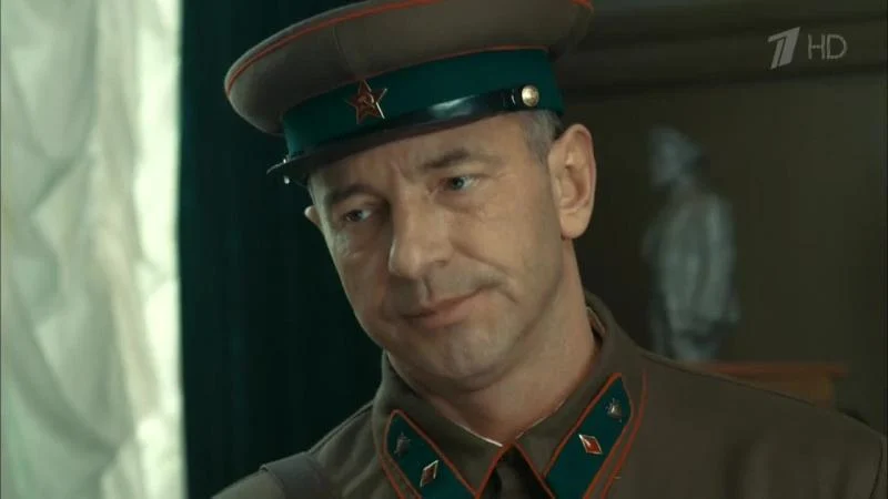 Кадры из сериала По законам военного времени (2016)