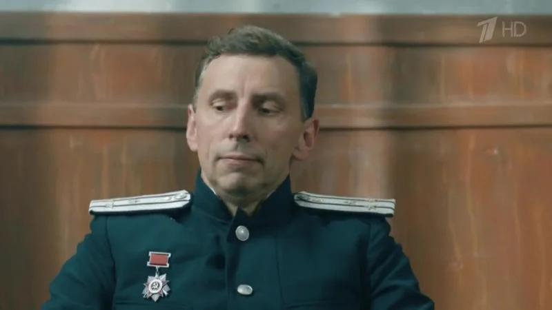 Кадры из сериала По законам военного времени (2016)