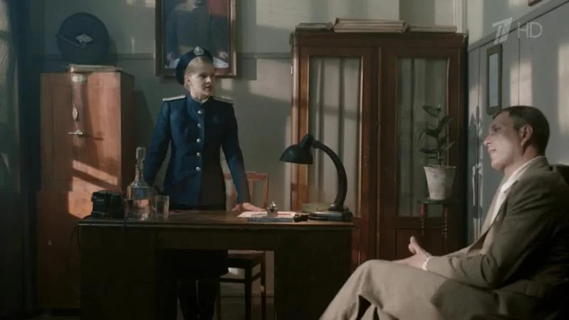 Кадры из сериала По законам военного времени (2016)